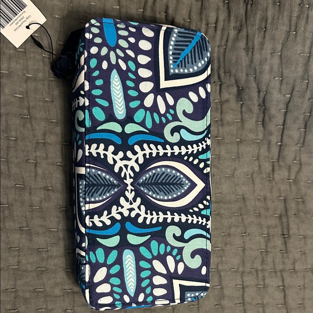 NWT Vera Bradley Blue Island Medallion Large Travel Pill Case - Picture 6 of 6